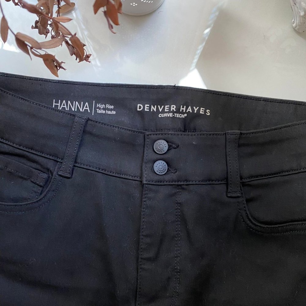 NWOT Black Straight-Leg Jeans (12-Long)